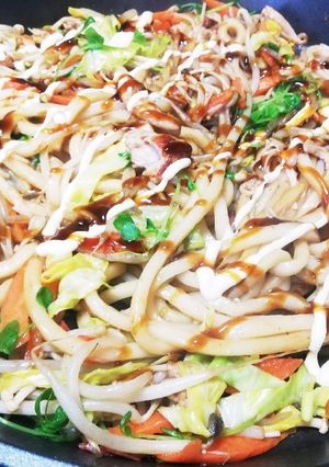 ばあばァが焼いた、焼きうどん！ゆりさん風-レシピのメイン写真