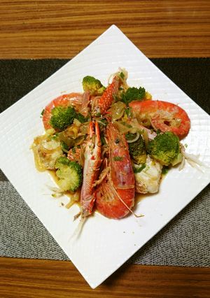 ヨウサマの減塩渡り蟹と赤海老の炒め-レシピのメイン写真