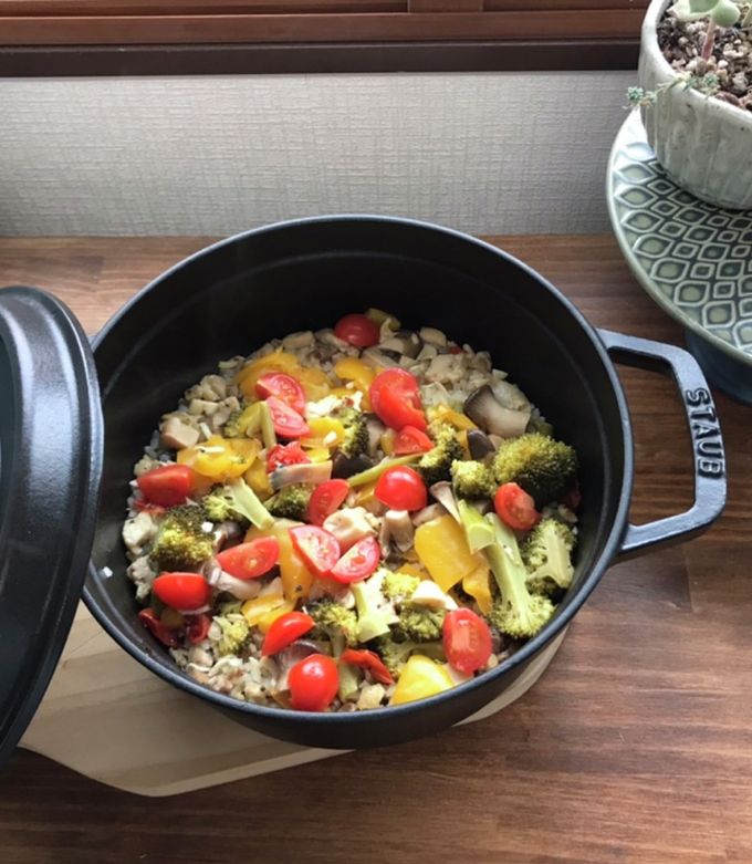 簡単！時短！ストウブ鍋でパエリア by yasmro 【クックパッド】 簡単