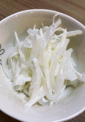 新玉出てきたらこれ！簡単イカ新玉マヨ合え-レシピのメイン写真
