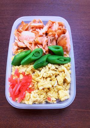 簡単 塩鮭の三色弁当-レシピのメイン写真