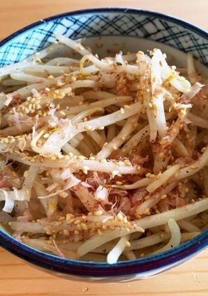 包丁要らずもやしレンチンうま塩おかか和え-レシピのメイン写真
