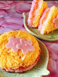 お弁当に♡ケーキみたいなカラフルおにぎり-レシピのメイン写真