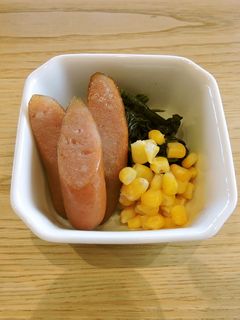 副菜A:ウインナーと青菜のソテー-レシピのメイン写真