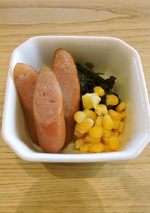 副菜A：ウインナーと青菜のソテー-レシピのメイン写真