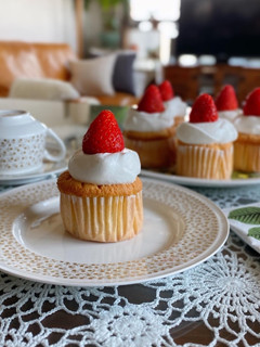 イチゴ★ふわっふわカップケーキ-レシピのメイン写真