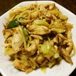 青麻辣醬チキンの焼きそば