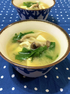 ニラ&豆腐としめじのお味噌汁-レシピのメイン写真
