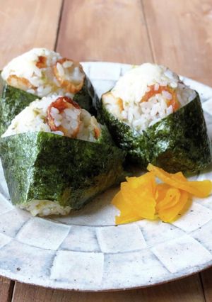 簡単♪磯辺天むす／ちくわ＆揚げ玉-レシピのメイン写真