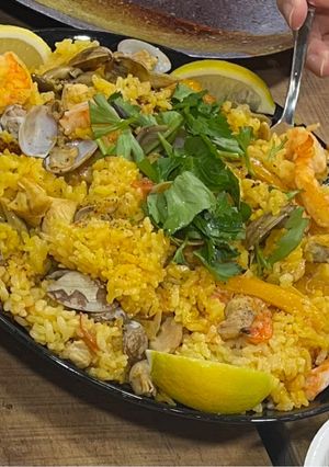 フライパンで！鶏肉とエビあさりのパエリア-レシピのメイン写真