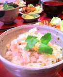ブラウンえのきの鶏炊き込みごはん♪
