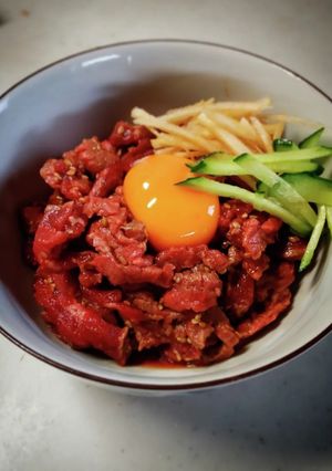 赤謎肉のエバラ焼肉のタレ和え@≧↺≦@ノ-レシピのメイン写真