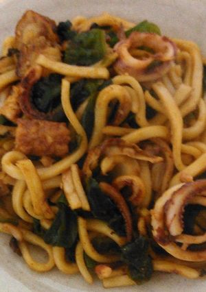 ホタテとイカ入り八丁味噌ソース焼きうどん-レシピのメイン写真