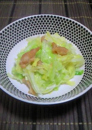 カリカリ鶏皮とキャベツのにんにく風味-レシピのメイン写真