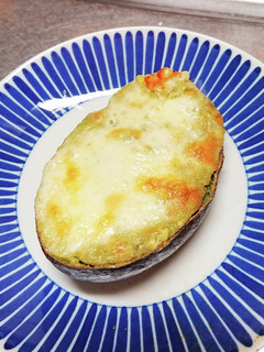 アボカドとアンチョビのチーズ焼き♪-レシピのメイン写真