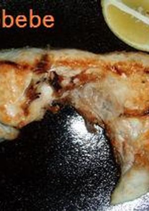 シンプル♪かんぱちのカマ塩焼き-レシピのメイン写真