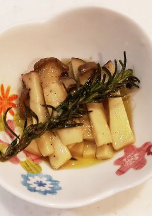 エリンギのオリーブ炒め-レシピのメイン写真