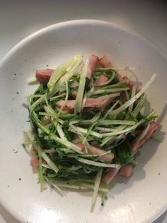 水菜とベーコンのゆかりマヨ炒め-レシピのメイン写真