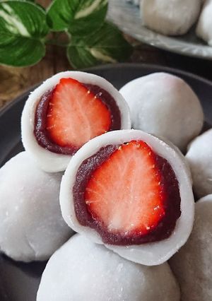 もっちり求肥がたまらない♪いちご大福☆-レシピのメイン写真