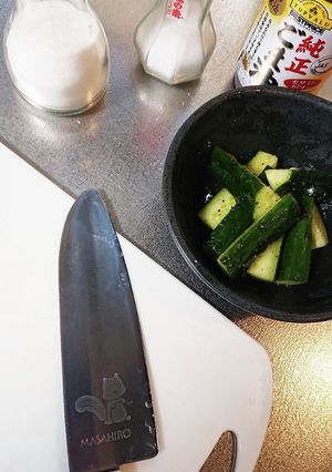 切って混ぜるだけの旨塩キュウリ-レシピのメイン写真