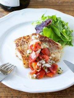 液塩で鰆のムニエル♪トマトバジルソース-レシピのメイン写真