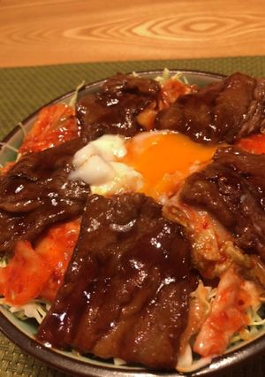 キムチカルビ丼(焼肉のタレだけ！)-レシピのメイン写真