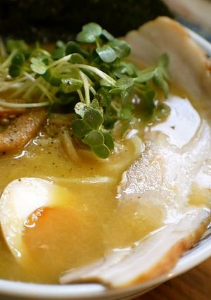 野菜でスープを作る 濃厚あっさりラーメン-レシピのメイン写真