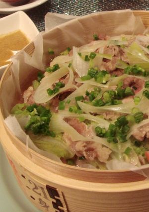 コク旨味噌ダレで♪豚肉と白菜のバター蒸し-レシピのメイン写真