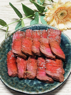牛もも肉の柔らかステーキ♪-レシピのメイン写真