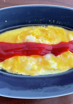 簡単＆油いらず。レンジでふわトロオムレツ-レシピのメイン写真