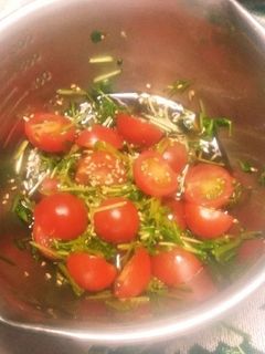 豆苗とミニトマトの和風サラダ-レシピのメイン写真