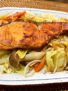 野菜たっぷり鮭のちゃんちゃん焼き-レシピのメイン写真