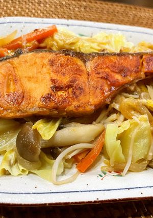 野菜たっぷり鮭のちゃんちゃん焼き-レシピのメイン写真