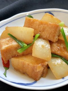 とろんと香ばしい☆蕪と厚揚げの炒め煮-レシピのメイン写真