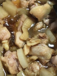 すき焼きのタレで簡単鶏と大根の煮物-レシピのメイン写真