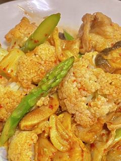 カリフラワーと豚バラ肉のキムチ炒め-レシピのメイン写真