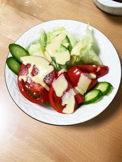 熟したトマトのしょうゆマヨドレのサラダ-レシピのメイン写真