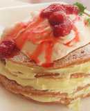 〖 いちごとチーズクリームのパンケーキ〗