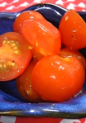 プチトマトをトマトであえた？マリネ-レシピのメイン写真