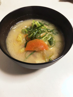 具たくさん!栄養たっぷり豚汁-レシピのメイン写真