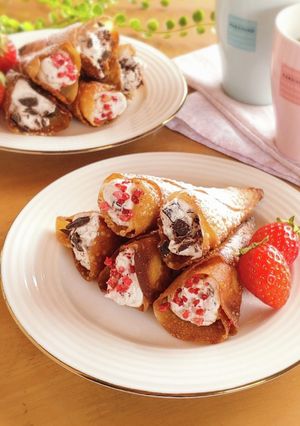餃子の皮で簡単カンノーリ風スイーツ。-レシピのメイン写真