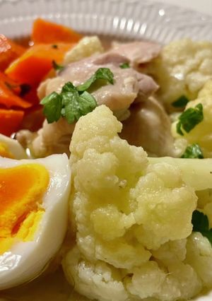 カリフラワーと人参の塩鶏スープ-レシピのメイン写真