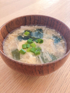 ふんわり卵とわかめのお吸い物-レシピのメイン写真