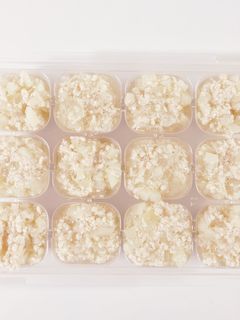 【離乳食中期】野菜入り鶏そぼろ-レシピのメイン写真