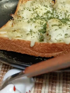 簡単!じゃこのパンピザ-レシピのメイン写真