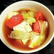めんつゆで肉豆腐ならぬトマト豆腐レタス入