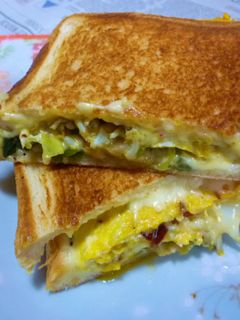 しらす入り玉子焼き+白ねぎのホットサンド-レシピのメイン写真