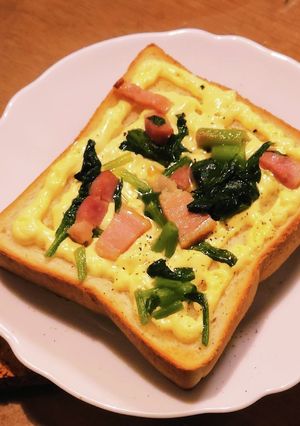 ほうれん草ベーコンマヨオープンサンド-レシピのメイン写真