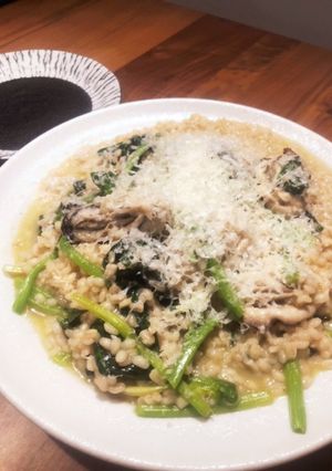 牡蠣とほうれん草のもち麦リゾット-レシピのメイン写真