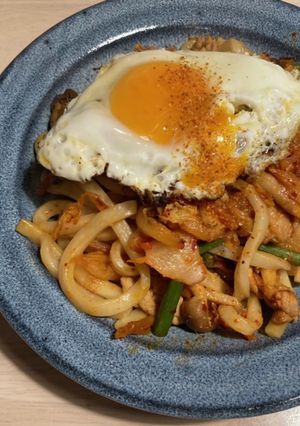 ピリ辛豚キムチうどん-レシピのメイン写真